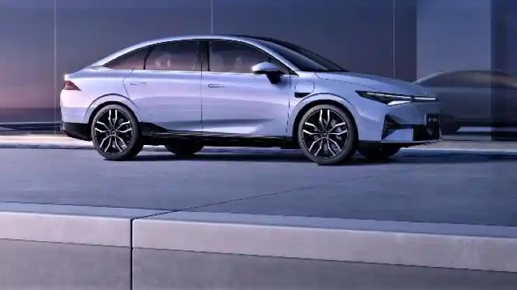 Mobil Listrik - Mobil Listrik Cina Ini Berharga Murah Tetapi Fitur Setara Tesla!