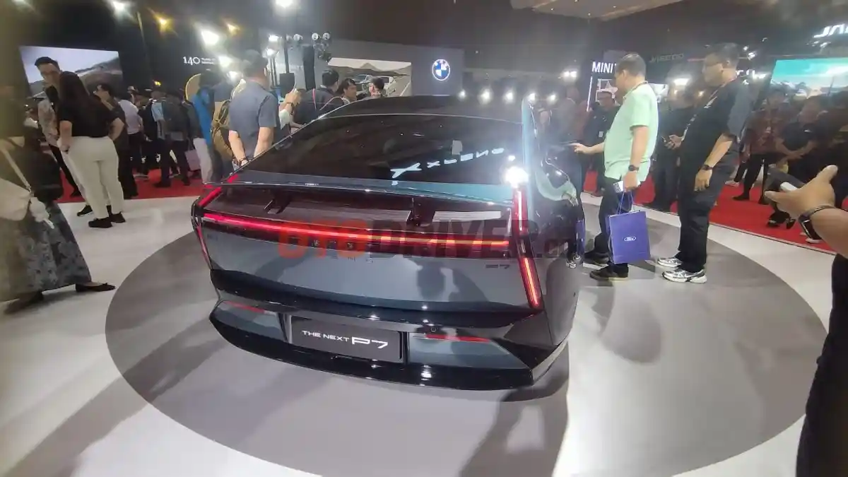 Foto - Xpeng Boyong P7, Hatchback Canggih Mewah Di IIMS 2026
