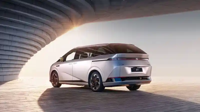 Mobil Listrik - Tak Hanya Gadget, Erajaya Resmi Pegang Xpeng Indonesia