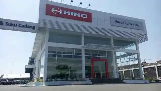 Foto - Hino Upgrade Dealer di Tasikmalaya dengan Status 3S