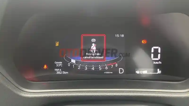 Foto - Omoda E5 Tabrak Tembok Di Mall, Mungkin Ini Penyebabnya?