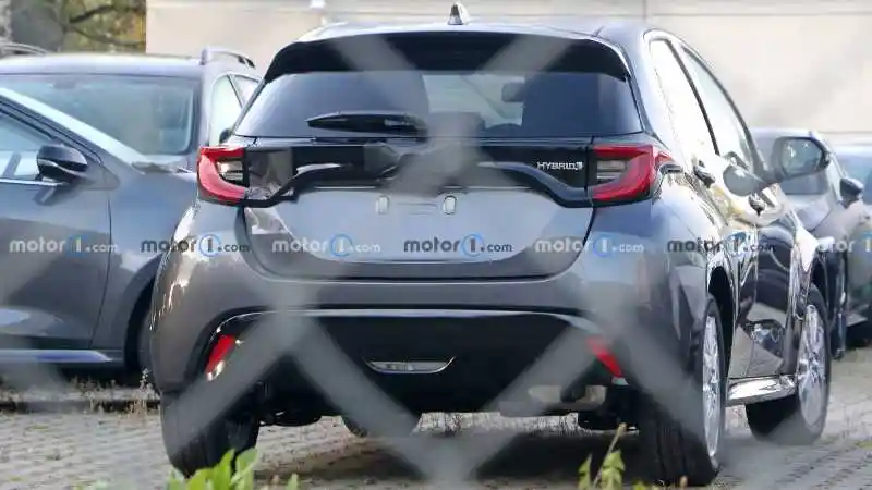 Foto - Bertukar Nasib, Kini Giliran Toyota Yaris Direbadge Menjadi Mazda2 Di AS