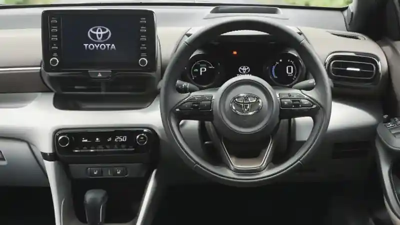 Foto - Toyota Yaris Generasi Terbaru Resmi Debut Dunia!