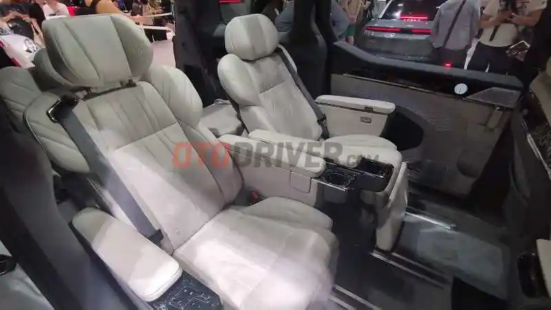 Foto - Zeekr 009, Sosok MPV EV Yang Tengah Dibidik Masuk Indonesia