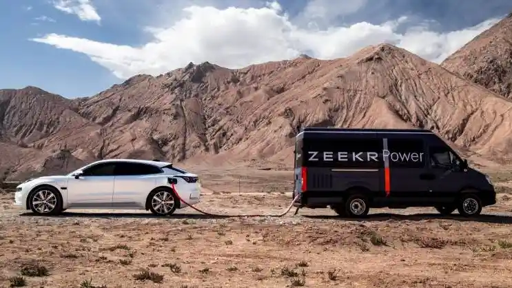 Foto - Zeekr Power Siapkan Mobil Listrik Yang Berfungsi Seperti Powerbank
