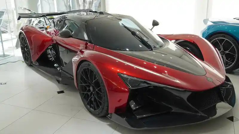 Foto - Pernah Dengar Ada Supercar Bermerek Zenvo?