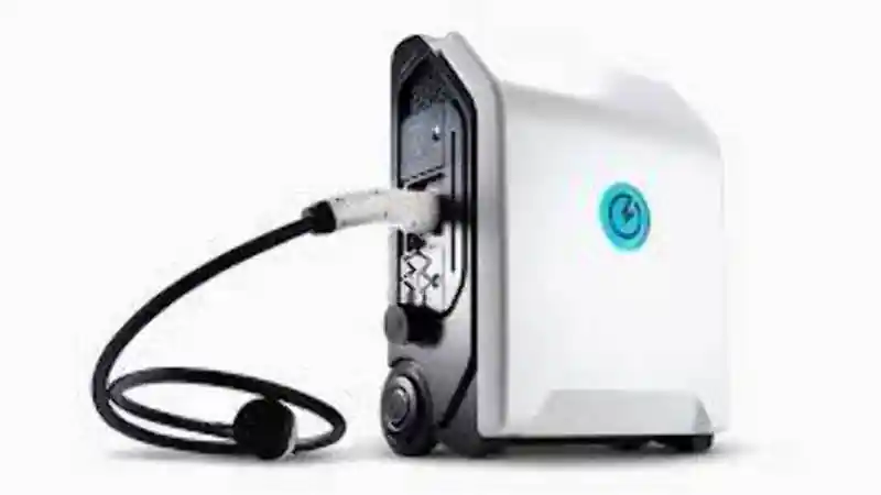 Foto - Ini Dia Powerbank Khusus Mobil Listrik, Lebih Kecil Dibandingkan Koper Medium