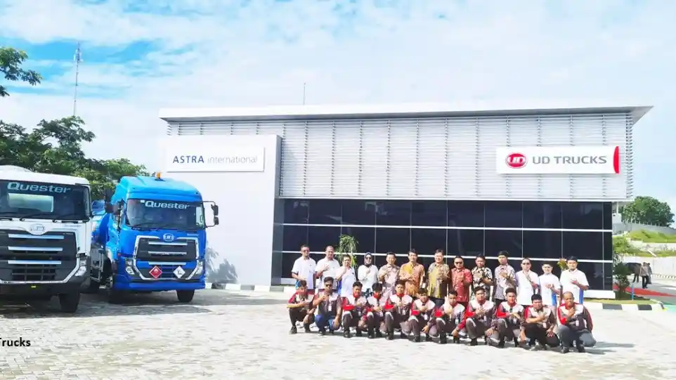 Truk - Memperingati Setengah Abad Di Indonesia, Astra UD Trucks Tambah Pelayanan Di Kalimantan