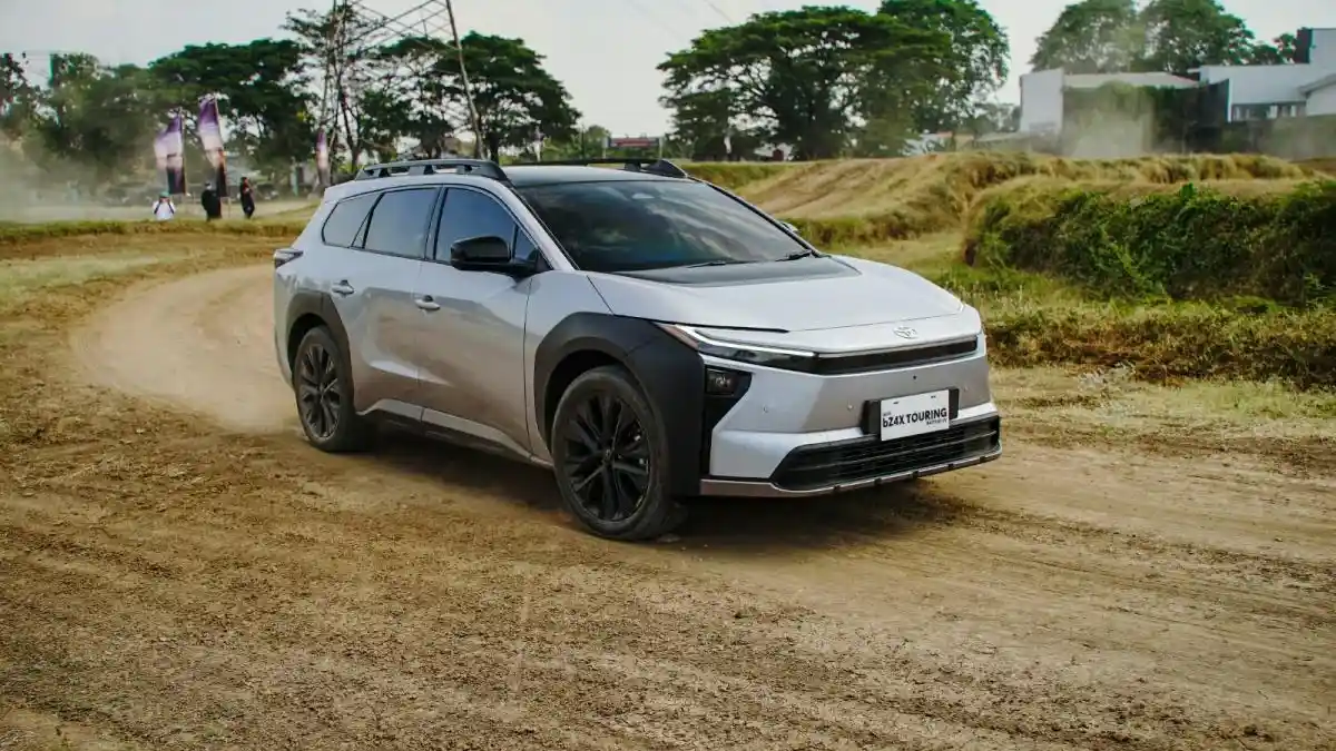 Berita - Harga Rp 889 Juta, Pemesanan Toyota bZ4X Touring di Luar Ekspektasi