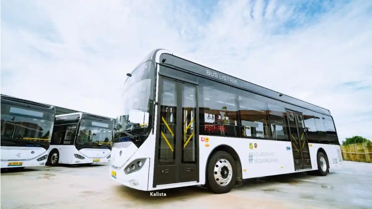 Bus - Lima Tips Pilih Bus Listrik