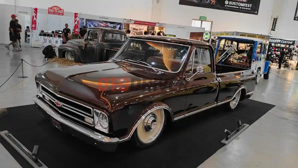Berita - Mobil Modif Unjuk Kreativitas di Kustomfest Yogyakarta, Usung Tema High Octane