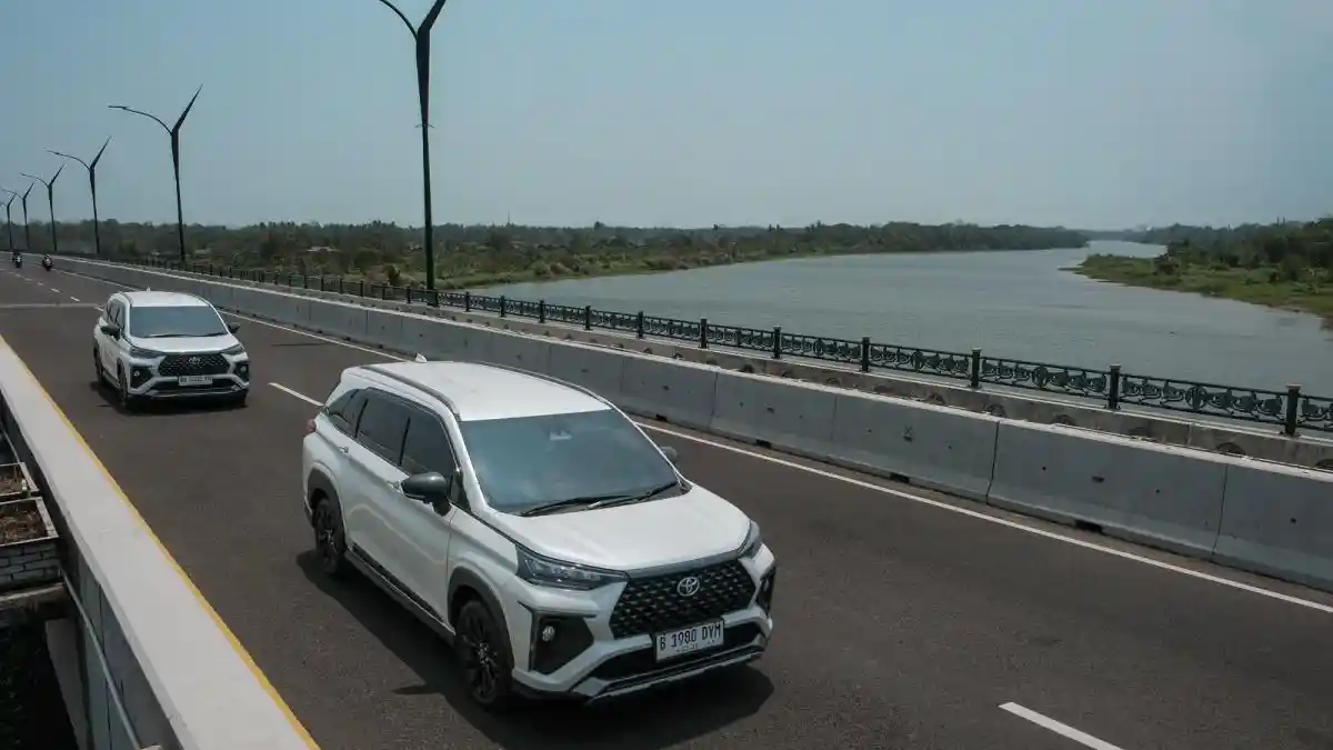 Berita - Toyota Veloz Hybrid Laris di Indonesia, Ekspor Jadi Tujuan Selanjutnya