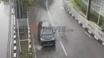  Seberapa Siap Mobil Anda Menghadapi Musim Hujan?