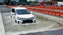  Mencicil Toyota Veloz Tipe Tertinggi Dengan Angsuran Rp 5 Juta, Berapa DP Yang Harus Disetorkan?