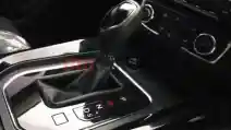 Mobil Bertransmisi Otomatik Bisa Engine Brake?