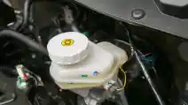  Apa Bedanya Cairan Rem DOT 3 Dan DOT 4?