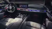 Mengintip Kemewahan Ruang Kabin BMW Seri-7 Generasi Terbaru
