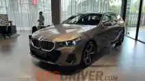  Daftar Harga BMW Terbaru (Februari 2025)