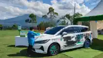 BYD M6 Laku 1.184 unit Dalam Sebulan, Ultahnya Digelar Besar-Besaran!
