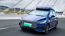  BYD M6 PHEV Terpantau Hadir Di Indonesia, Ini Spesifikasinya