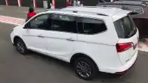 Tanda Jadi Wuling Cortez Hanya RP 1 Juta!
