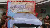 Daihatsu Rekondisi Gratis 8 Mobil Konsumennya di Pontianak