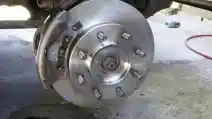 Hal Ini Yang Sebabkan Rem Depan Harus Lebih Kuat Dari Rem Belakang.
