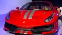 Pertama Kalinya Ferrari Jual 10.000 Unit Lebih Produknya