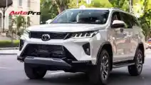  Toyota Fortuner Facelift Telat Meluncur Di India