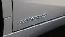 Innova Produk Hybrid Pertama Made In Indonesia?