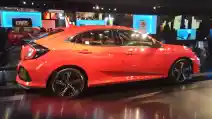  Honda Civic Turbo Hatchback VS Sedan. Lebih Laris Mana?