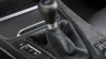  BMW Tetap Menawarkan Transmisi Manual untuk Kendaraan Masa Mendatang