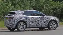  Jaguar E-Pace Siap Gempur BMW X1. Bakal Masuk Indonesia di 2018?