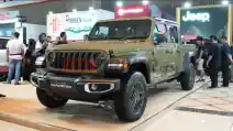  Jeep Resmi Luncurkan Gladiator Sport Dan Rubicon Di GIIAS Bandung 2025