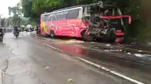  Tim Tanggap Darurat Kecelakaan Truk-Bus Mercedes-Benz