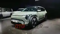 GALERI : Kia EV3 (18 Foto)