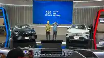  Toyota All New Camry dan New Corolla Cross resmi diluncurkan di Indonesia
