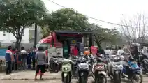 Pertamina Andalkan Truk Lubecare Mobile Service Bantu Korban Banjir