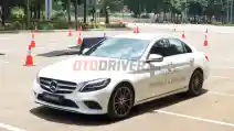  First Drive: Mercedes-Benz New C-200 EQ Boost Avantgarde Line FL 2018
