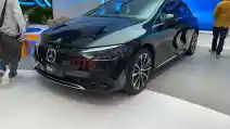  Selain EQS, Mercedes-Benz Juga Luncurkan EQE (20 FOTO)