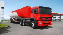  Kolaborasi Pertamina Patra Niaga-Daimler Commercial Vehicles Indonesia Rawat Mobil Tangki