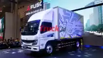 GIIAS 2024: Mitsubishi Rilis Perdana Fuso eCanter Di Indonesia