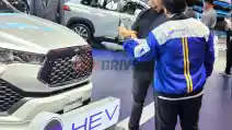  Ada Potongan Hingga Rp 57 Juta Saat Kredit Mobil Hybrid di GIIAS 2025
