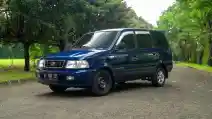 OtoDriver Do-Care #JustFixIt with Alfaglos, Restorasi Gratis Toyota Kijang LGX Milik Pembaca