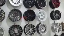  Mau Modifikasi Mobil? Ini Tips Memilih Warna Velg