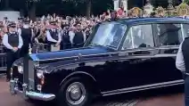 Raja Charles III Masuki Buckingham Gunakan Mobil Klasik Rolls-Royce Phantom VI