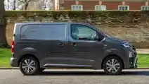 Toyota ProAce: Bukan Buatan Toyota?