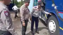  Polres Batu: Ramp Check Intensif Bus Di Lokasi Wisata