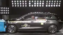 VIDEO: Crash Test Ford Focus 2018 (Euro NCAP)