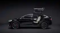  Fitur Tersembunyi Tesla Model X Bisa Membuat Mobil Menari